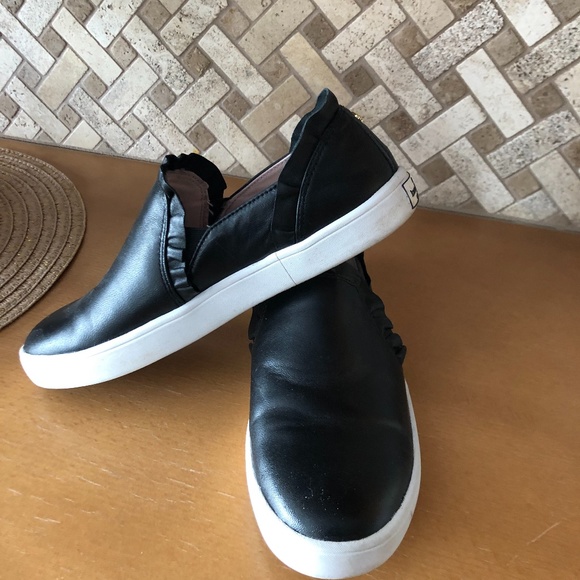 kate spade new york women's lilly sneaker